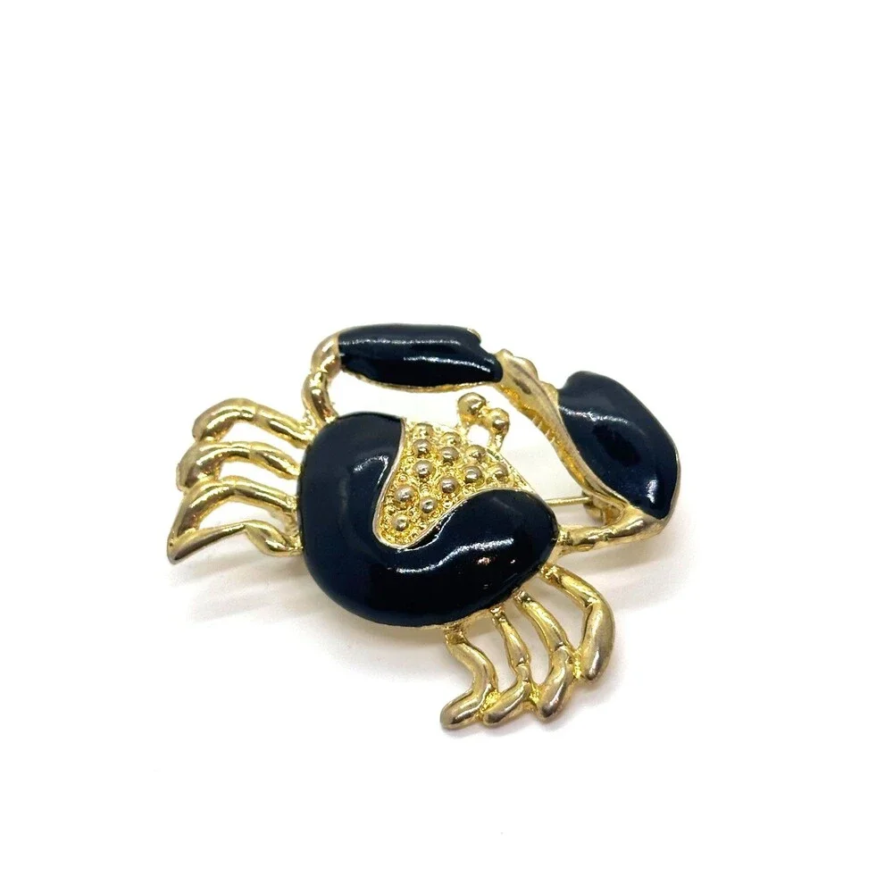 Black Enamel Crab Brooch Gold Tone Coastal Nautical Beach Statement Pin
